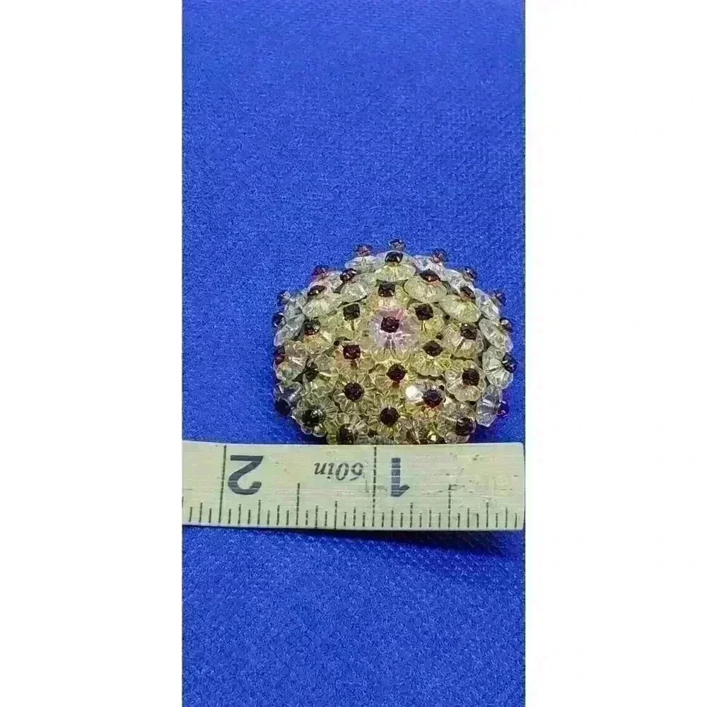 Vintage Brooch Marguerite Rivoli Crystal Flower With Rhinestone Head Pins